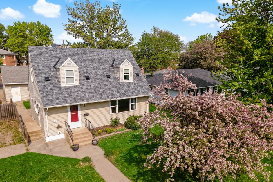 3730 Hubbard Avenue North, Minneapolis, MN 55422, Presented by Wyatt